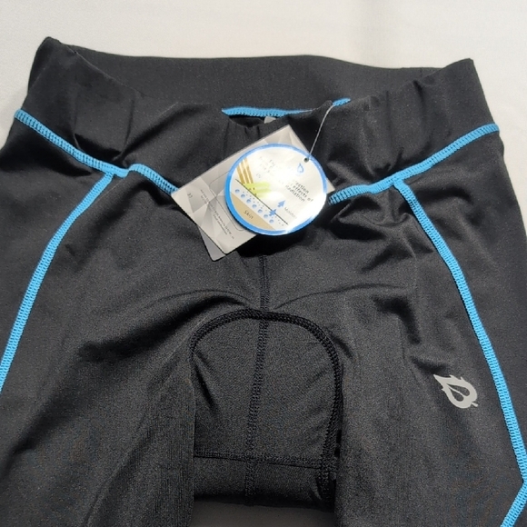 Baleaf Legging Womens Medium NWT Black Padded Cycling Athletic UPF 50+ Zip Ankle - Picture 2 of 12